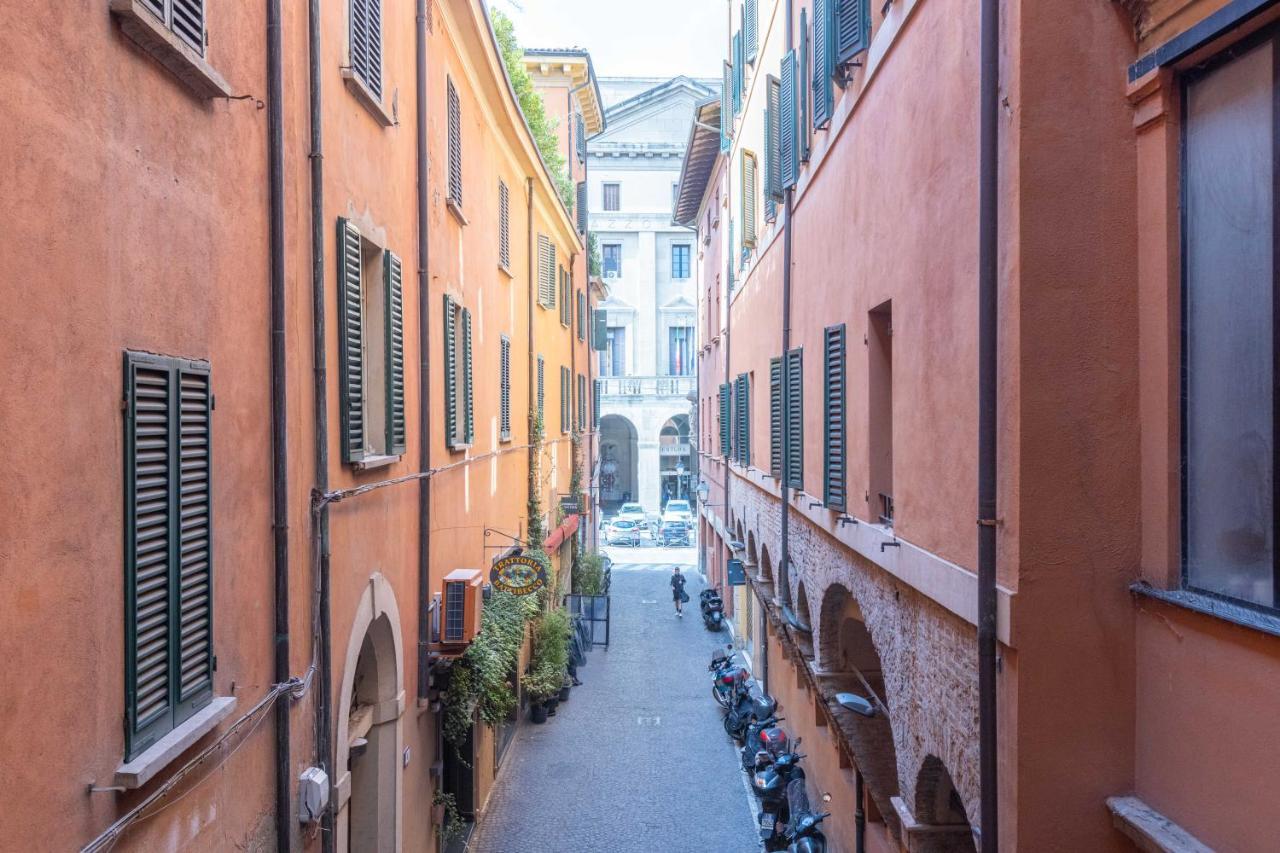 Simon, Bologna By Short Holidays Luaran gambar